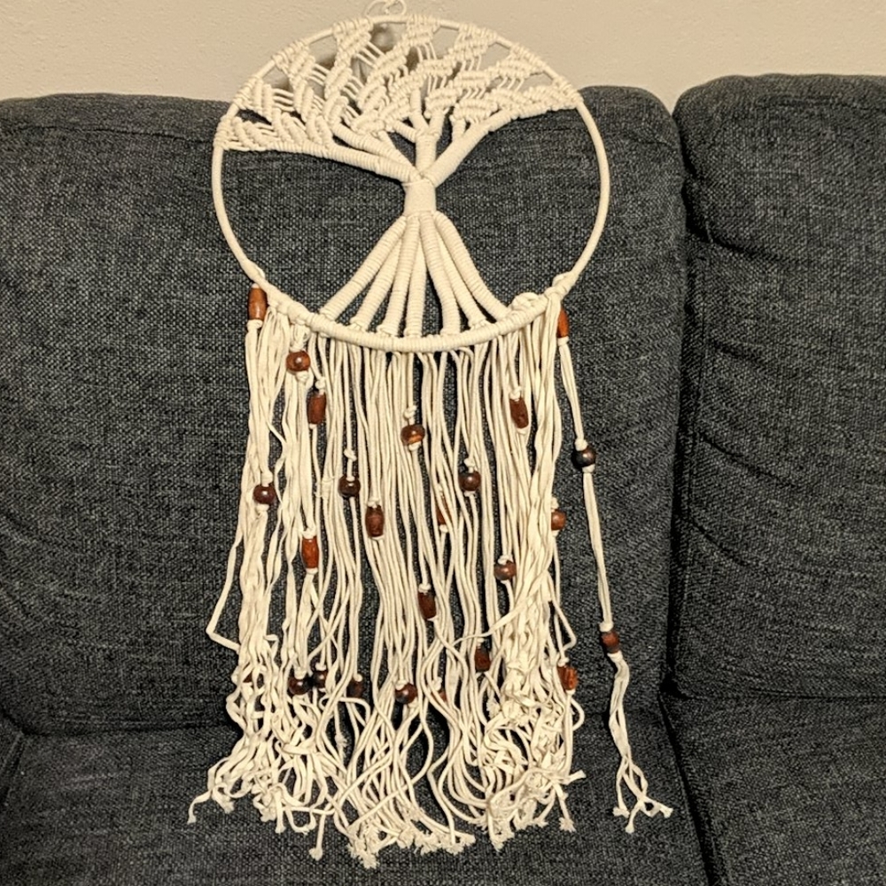 Like New Tree of Life Macrame Wall Hanging.